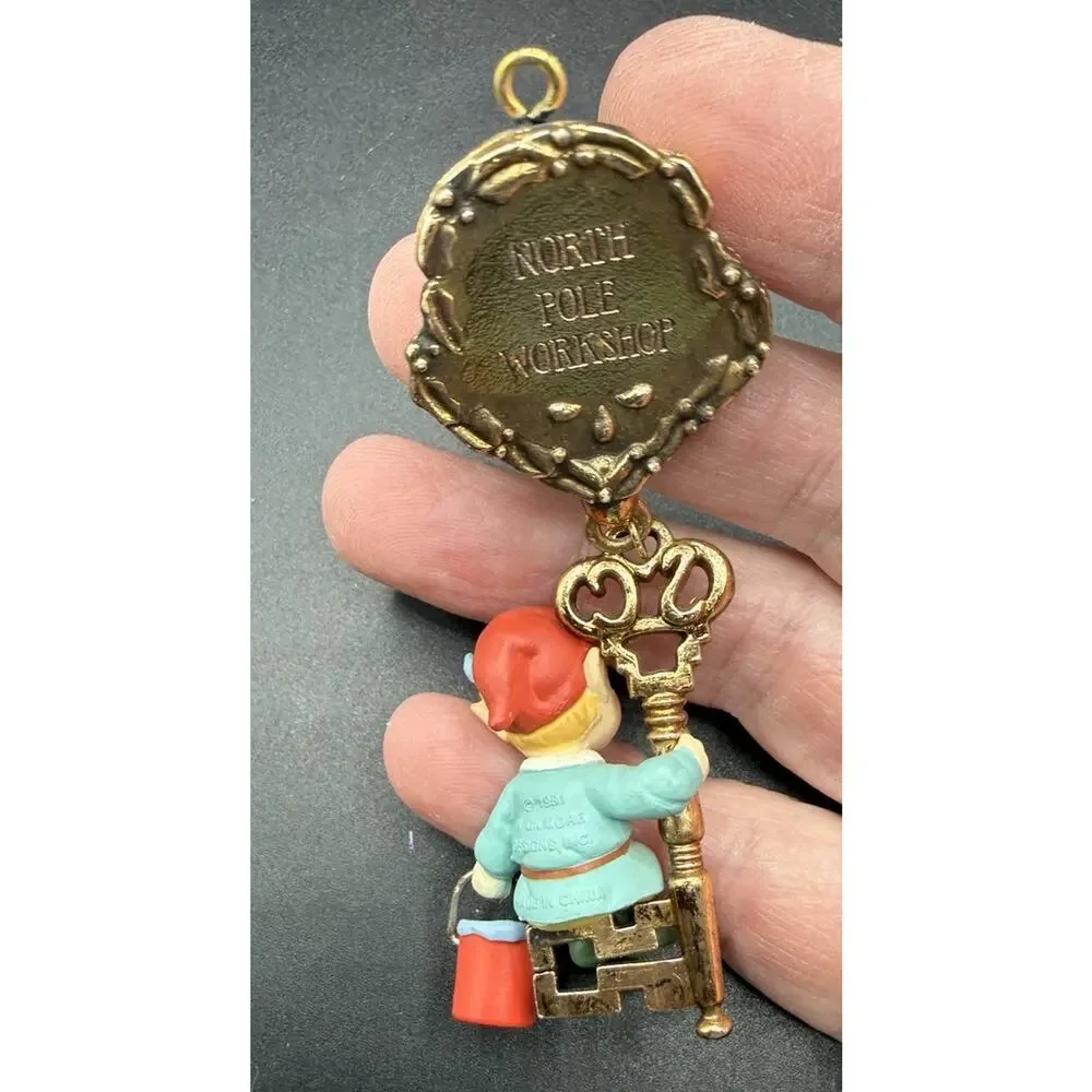 Enesco Santa's Key Man Ornament 2 Year Production No Box Rare -LO17
